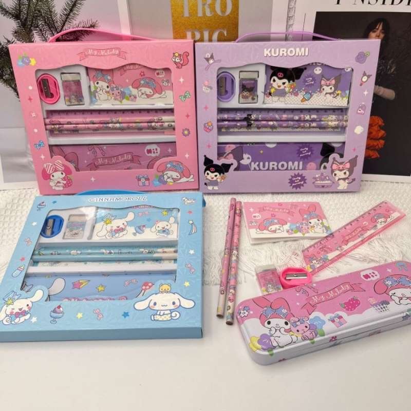 Study Set 8002 Disney Capybara, Cinnamoroll, Kuromi, My Melody, Stitch